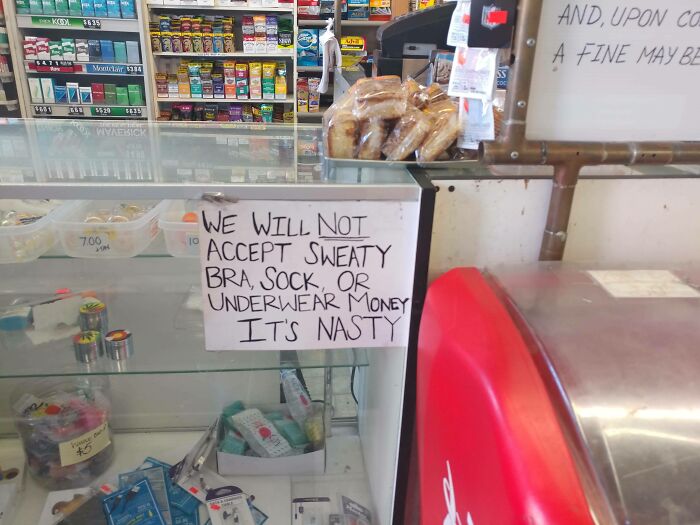 50 Funny Signs That Might Get You Wondering “Just What In The World Happened Here?” 50 Funny Signs That Might Get You Wondering “Just What In The World Happened Here?”