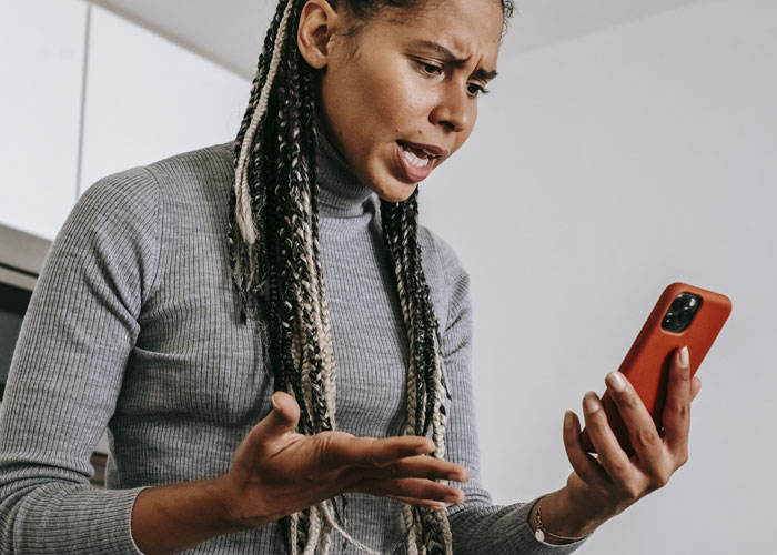 50 People Reveal The “Oh, Hell No” Moment That Made Them End Their Relationship