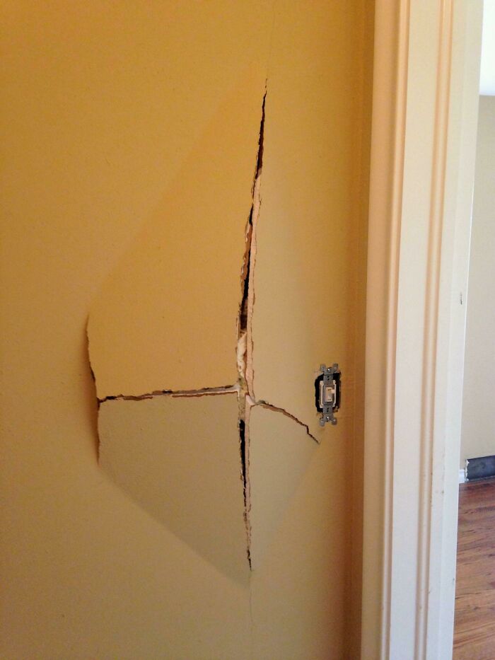 “What Could Go Wrong”: 49 Of The Absolute Worst Home Improvement Fails To Make You Cringe “What Could Go Wrong”: 49 Of The Absolute Worst Home Improvement Fails To Make You Cringe