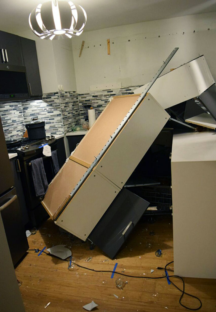 “What Could Go Wrong”: 49 Of The Absolute Worst Home Improvement Fails To Make You Cringe “What Could Go Wrong”: 49 Of The Absolute Worst Home Improvement Fails To Make You Cringe