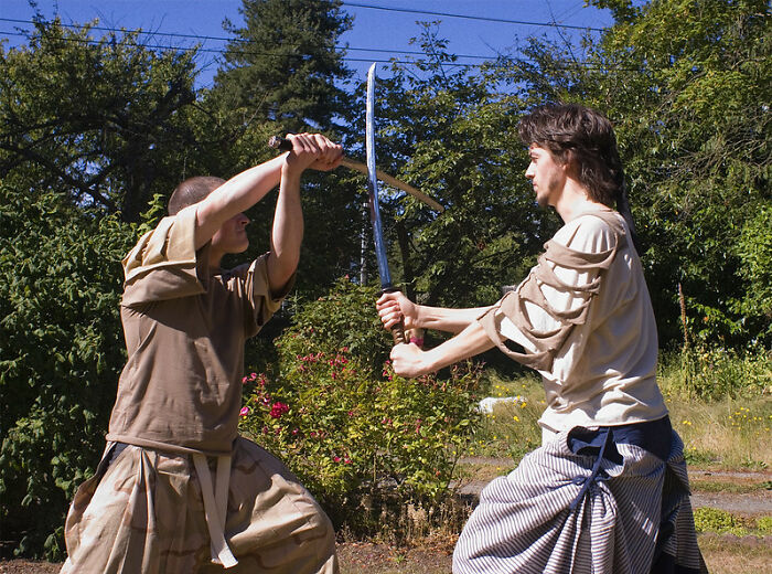 People Share 30 Really Weird Things They Witnessed Or Had To Do While Visiting Somebody’s House Due To The Owners’ Culture, Religion Or Beliefs People Share 30 Really Weird Things They Witnessed Or Had To Do While Visiting Somebody’s House Due To The Owners’ Culture, Religion Or Beliefs