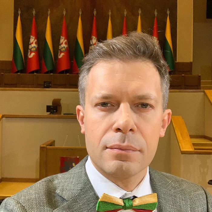 To Fund Their Country’s Army, Kalush Orchestra Sells Their Eurovision Trophy For $900k To Fund Their Country’s Army, Kalush Orchestra Sells Their Eurovision Trophy For $900k