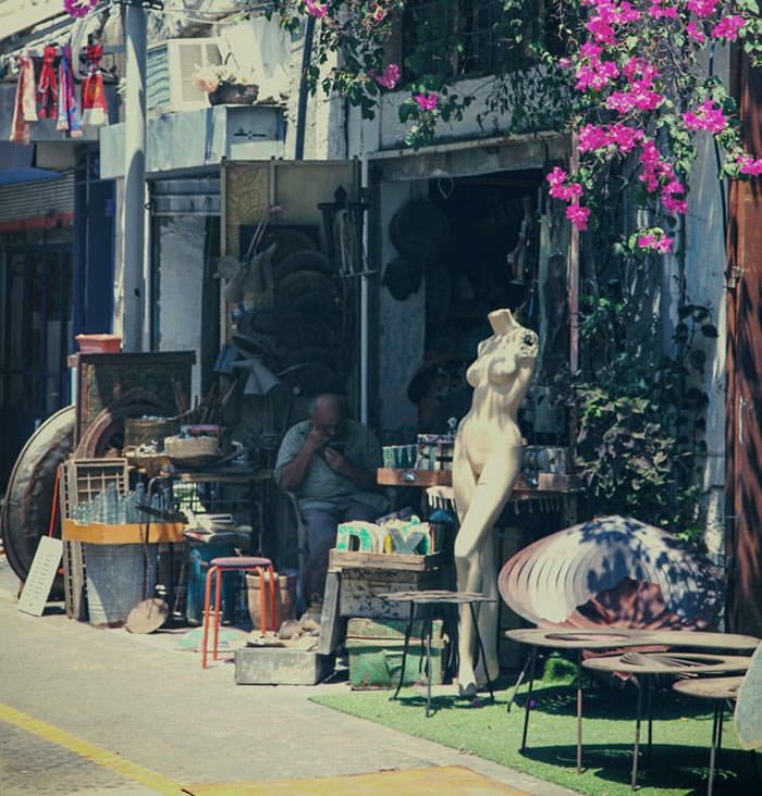 Clever People Are Sharing Their Tips To Living More Frugally, Here Are 30 Of The Best