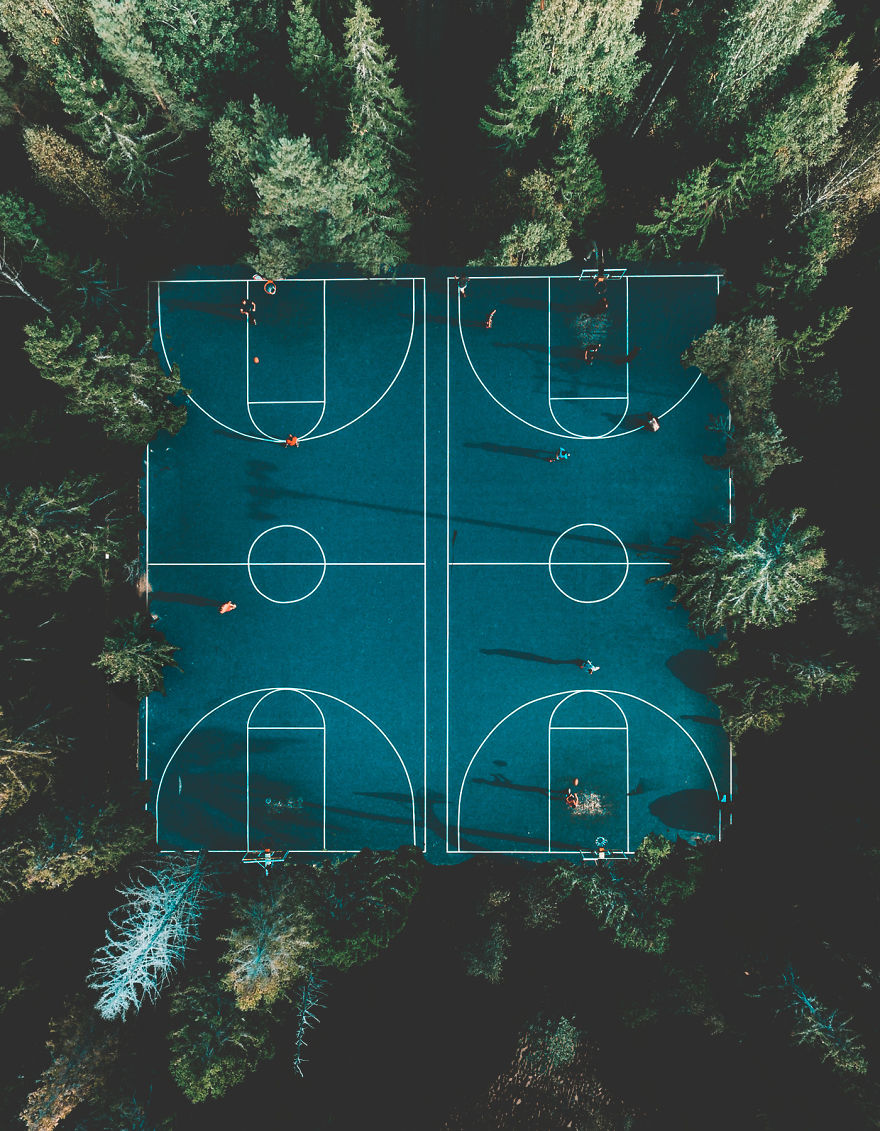 I Create Surreal Images That Show An Alternate Reality (30 Pics) I Create Surreal Images That Show An Alternate Reality (30 Pics)