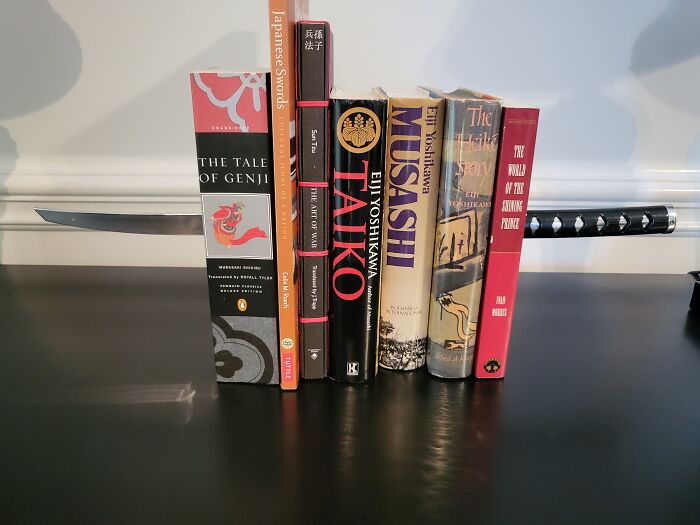 Hey Pandas, Show Me Something That Makes You Happy In Your House (Closed)