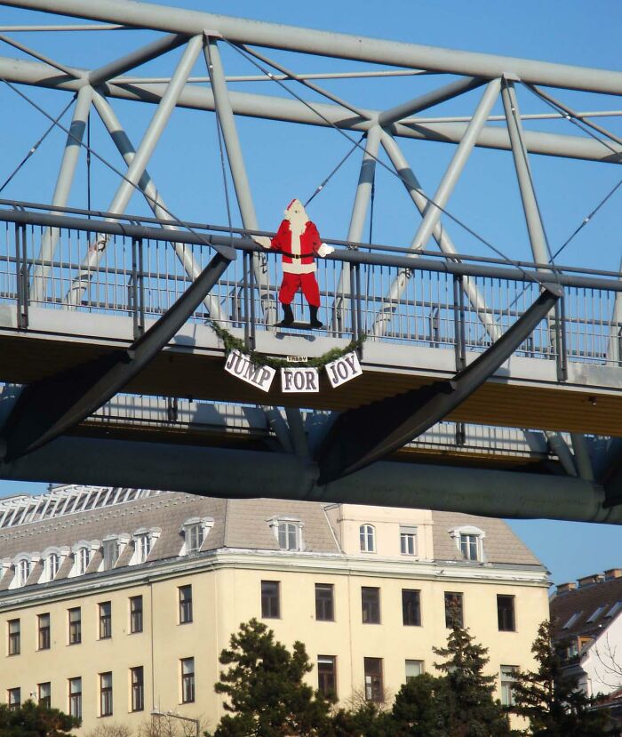 40 Designs That Are So Bad, They Deserve To Be Shamed On The Internet 40 Designs That Are So Bad, They Deserve To Be Shamed On The Internet