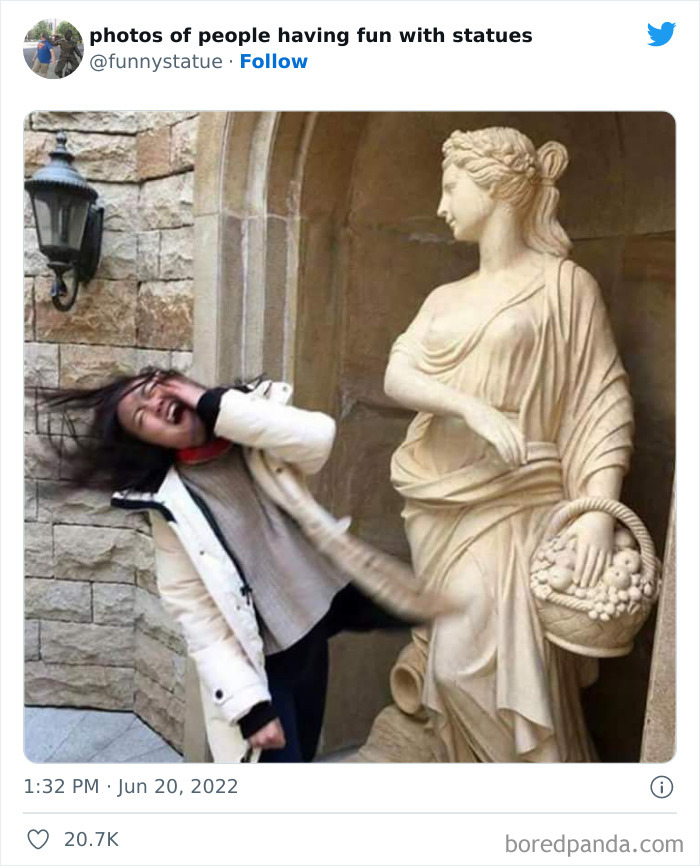 &#8220;And This Is Why We Were Asked To Leave&#8221;: 40 Times People Took Their Photos With Statues To Another Level