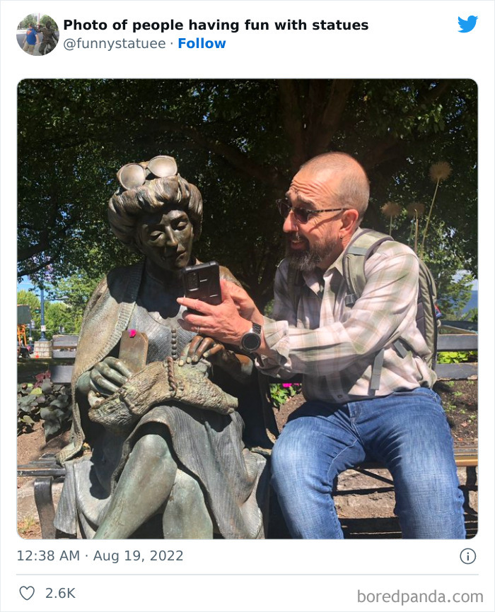 &#8220;And This Is Why We Were Asked To Leave&#8221;: 40 Times People Took Their Photos With Statues To Another Level