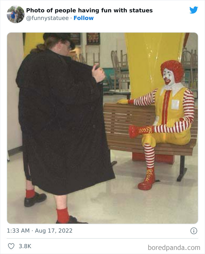 &#8220;And This Is Why We Were Asked To Leave&#8221;: 40 Times People Took Their Photos With Statues To Another Level