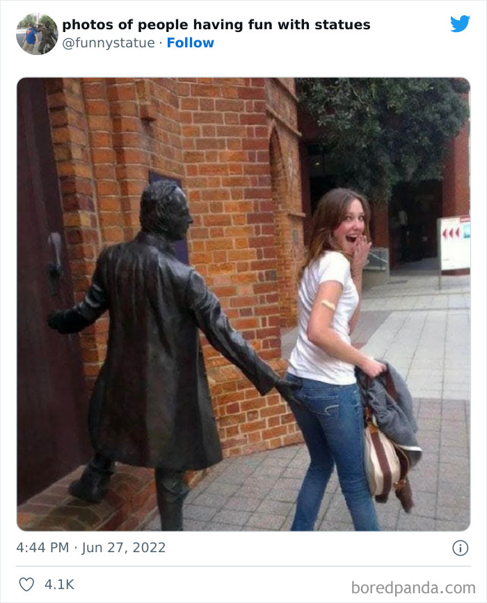 &#8220;And This Is Why We Were Asked To Leave&#8221;: 40 Times People Took Their Photos With Statues To Another Level