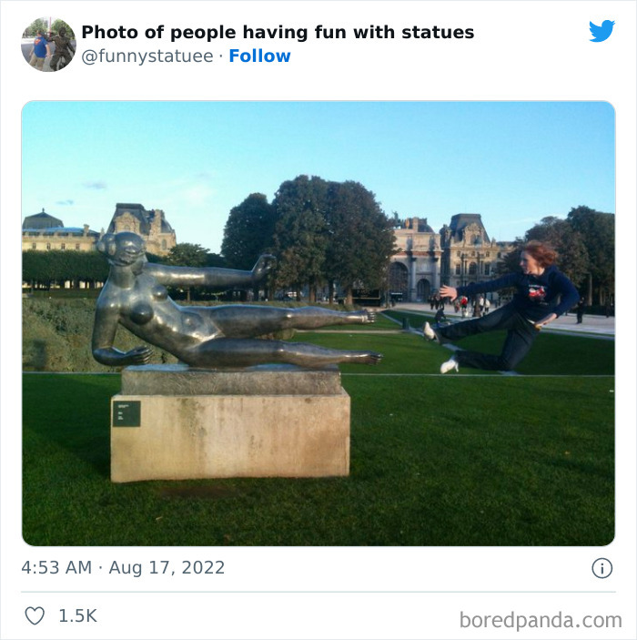 “And This Is Why We Were Asked To Leave”: 40 Times People Took Their Photos With Statues To Another Level “And This Is Why We Were Asked To Leave”: 40 Times People Took Their Photos With Statues To Another Level