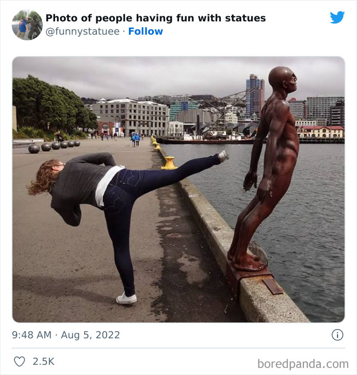 &#8220;And This Is Why We Were Asked To Leave&#8221;: 40 Times People Took Their Photos With Statues To Another Level