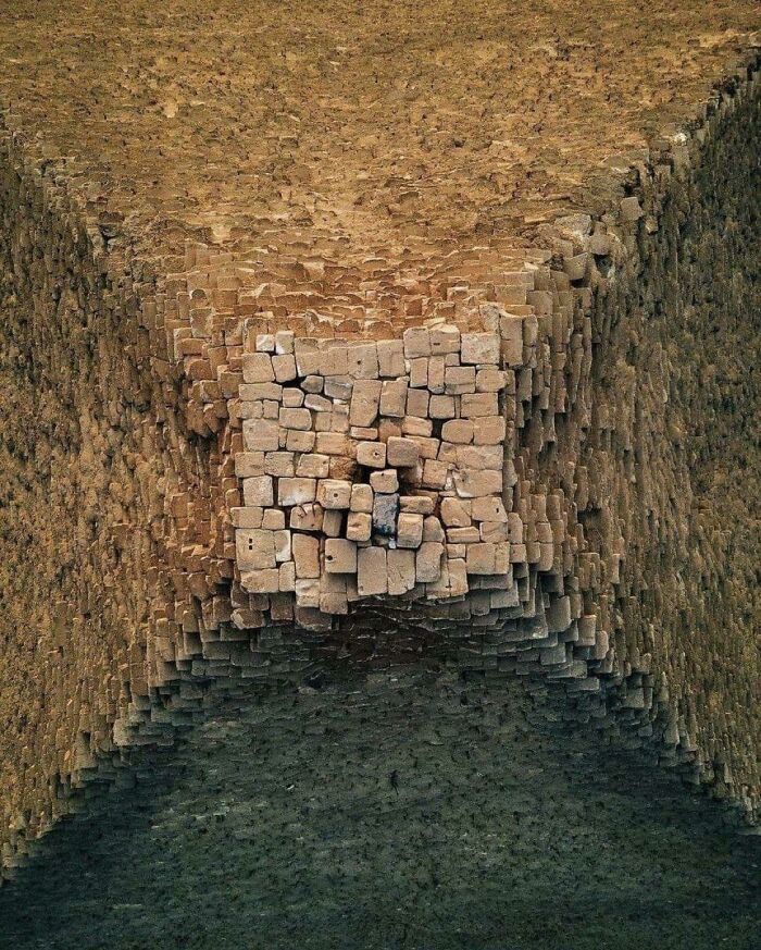 50 Photos That Provide “Alternate Angles” On Events, Places, And Things You Might Not Have Seen Before (New Pics)