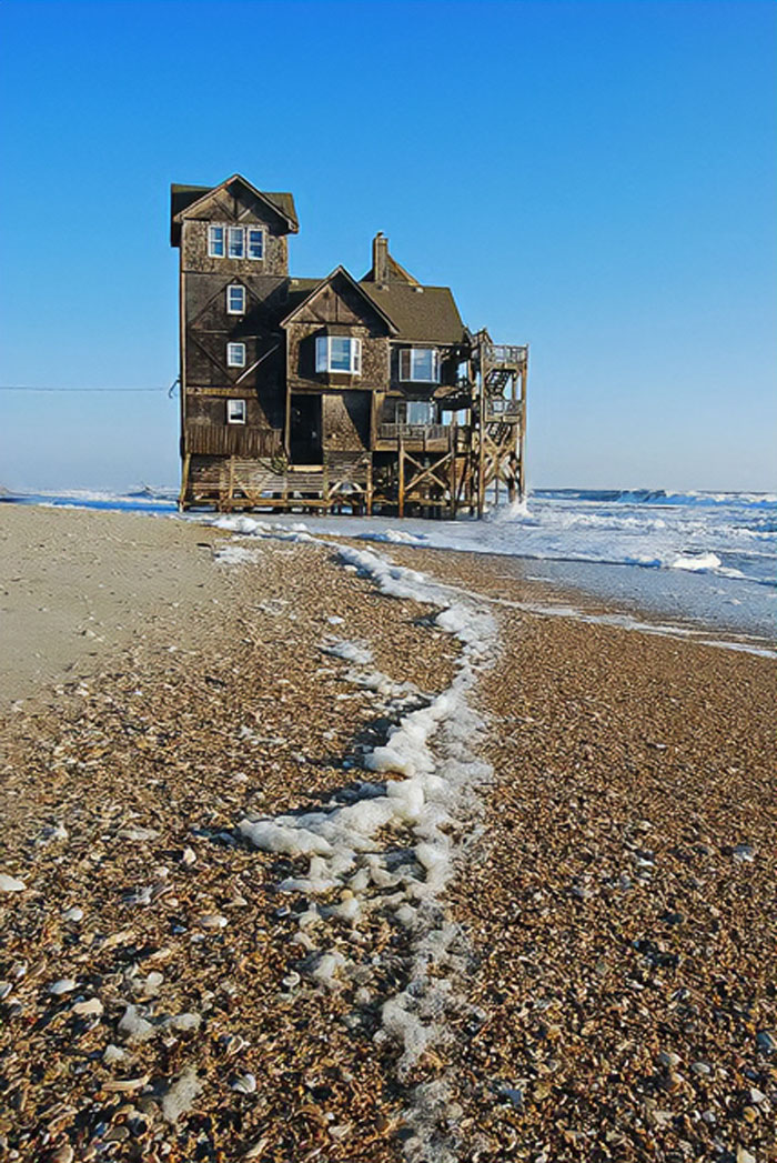 “Abandoned World”: 50 Eerie Pictures Of Forgotten Places, As Shared By This Online Page “Abandoned World”: 50 Eerie Pictures Of Forgotten Places, As Shared By This Online Page