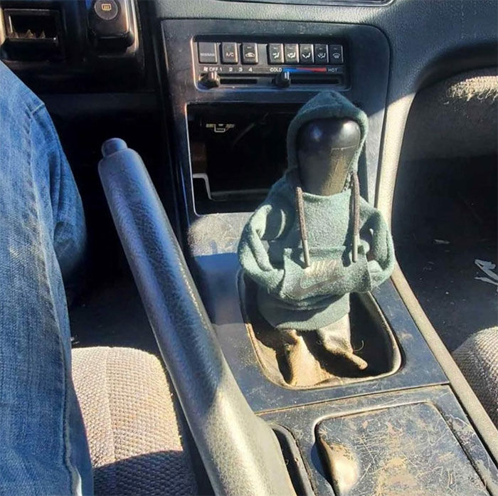 50 Confusing And Funny Photos Without Any Context, As Shared By This Instagram Page 50 Confusing And Funny Photos Without Any Context, As Shared By This Instagram Page