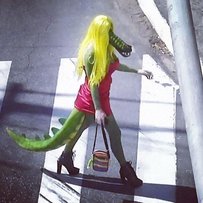 50 Confusing And Funny Photos Without Any Context, As Shared By This Instagram Page 50 Confusing And Funny Photos Without Any Context, As Shared By This Instagram Page