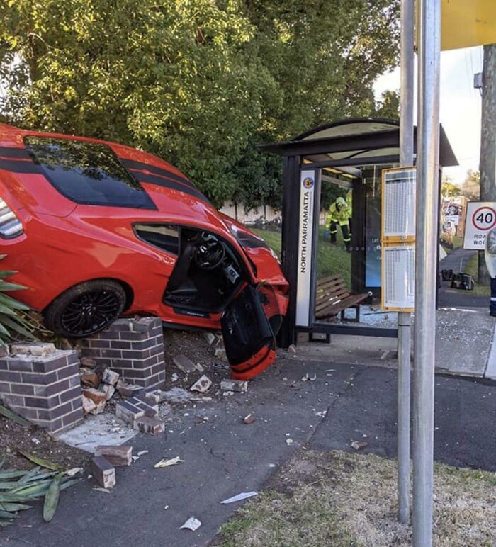 People Shared 50 Fails And Accidents So Expensive, It Hurts To Watch (New Pics) People Shared 50 Fails And Accidents So Expensive, It Hurts To Watch (New Pics)