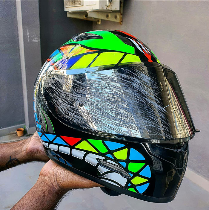 50 Reasons Why Not Wearing A Helmet Is The Dumbest Thing You Can Do (New Pics) 50 Reasons Why Not Wearing A Helmet Is The Dumbest Thing You Can Do (New Pics)