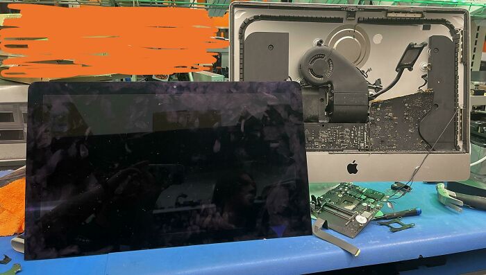 Tech Support People Are Sharing The Worst Horror Cases They&rsquo;ve Seen While On The Job (35 New Pics)