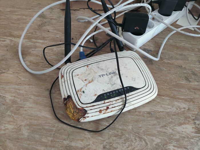 Tech Support People Are Sharing The Worst Horror Cases They&rsquo;ve Seen While On The Job (35 New Pics)