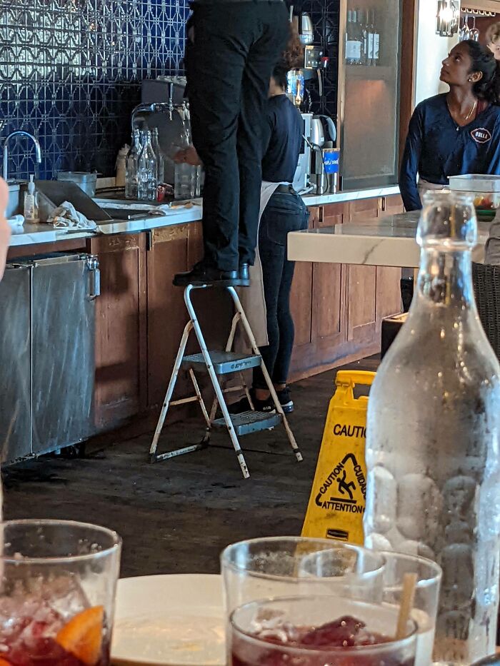 “Safety First!”: This Online Group Is Dedicated To The Dumbest Work Safety Examples, Here Are 45 Of The Worst Ones (New Pics) “Safety First!”: This Online Group Is Dedicated To The Dumbest Work Safety Examples, Here Are 45 Of The Worst Ones (New Pics)