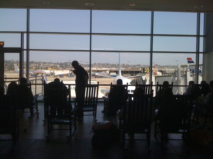 Someone Asked “What Do Insanely Rich People Buy That Poor People Have No Idea About?” And 30 Folks Online Delivered Someone Asked “What Do Insanely Rich People Buy That Poor People Have No Idea About?” And 30 Folks Online Delivered