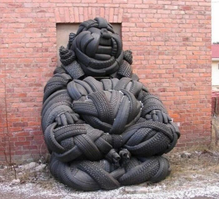 This Facebook Page Shares “Things That Make You Go Hmmm”, And Here Are 50 Of Its Best Posts