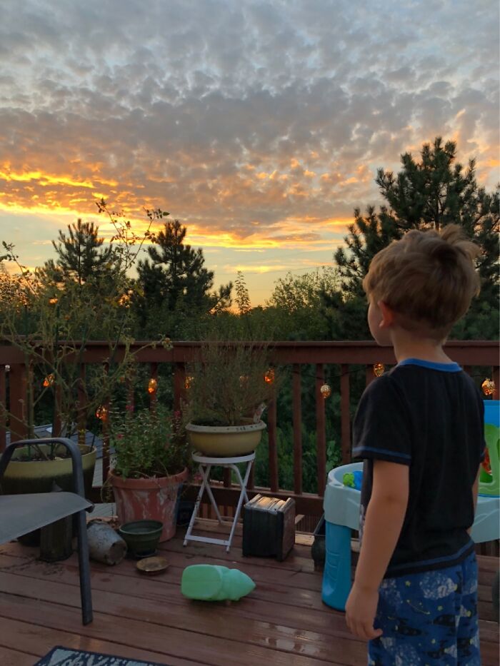 Hey Pandas, Show Me Your Favorite Pictures Of The Sunrise Or Sunset Hey Pandas, Show Me Your Favorite Pictures Of The Sunrise Or Sunset