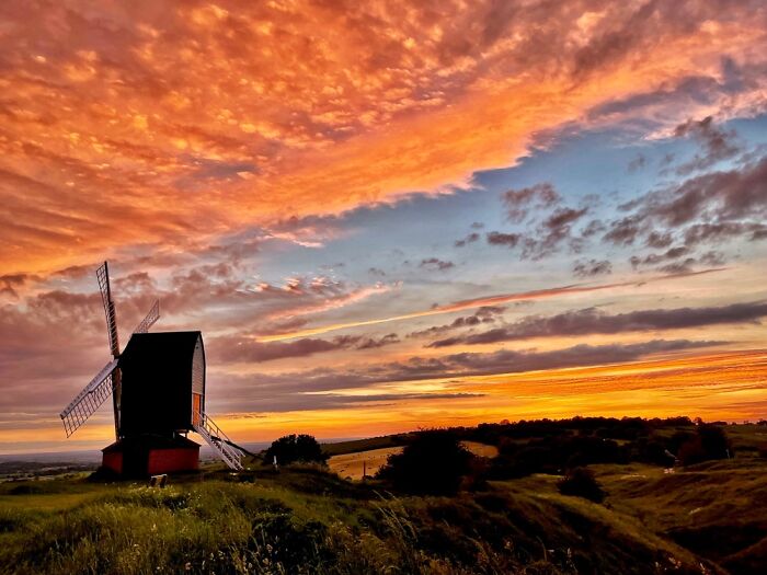 Hey Pandas, Show Me Your Favorite Pictures Of The Sunrise Or Sunset Hey Pandas, Show Me Your Favorite Pictures Of The Sunrise Or Sunset