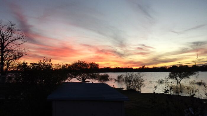 Hey Pandas, Show Me Your Favorite Pictures Of The Sunrise Or Sunset Hey Pandas, Show Me Your Favorite Pictures Of The Sunrise Or Sunset