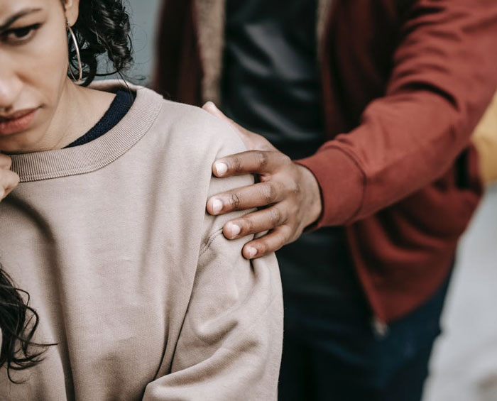 “He Didn’t Want To Live In A Flat That Was Bought With &lsquo;Stripper Money&rsquo;”: Woman Won’t Sell Her Flat, Relationship Drama Ensues