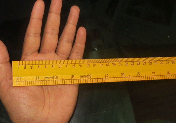 Women Reassure Men They Don’t Actually Care About These 30 Silly Things Men Are So Often Insecure About Women Reassure Men They Don’t Actually Care About These 30 Silly Things Men Are So Often Insecure About