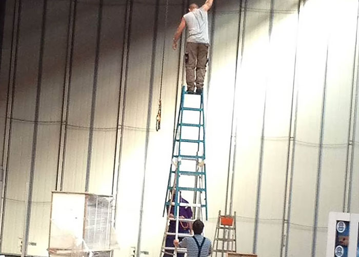 30 Times People Decided Safety Regulations Were Guidelines, Not Rules 30 Times People Decided Safety Regulations Were Guidelines, Not Rules