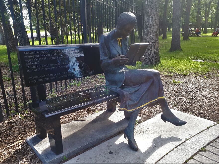 I Took Photos Of Assiniboine Park & English Gardens On A Hot, Muggy Day (25 Pics) I Took Photos Of Assiniboine Park & English Gardens On A Hot, Muggy Day (25 Pics)