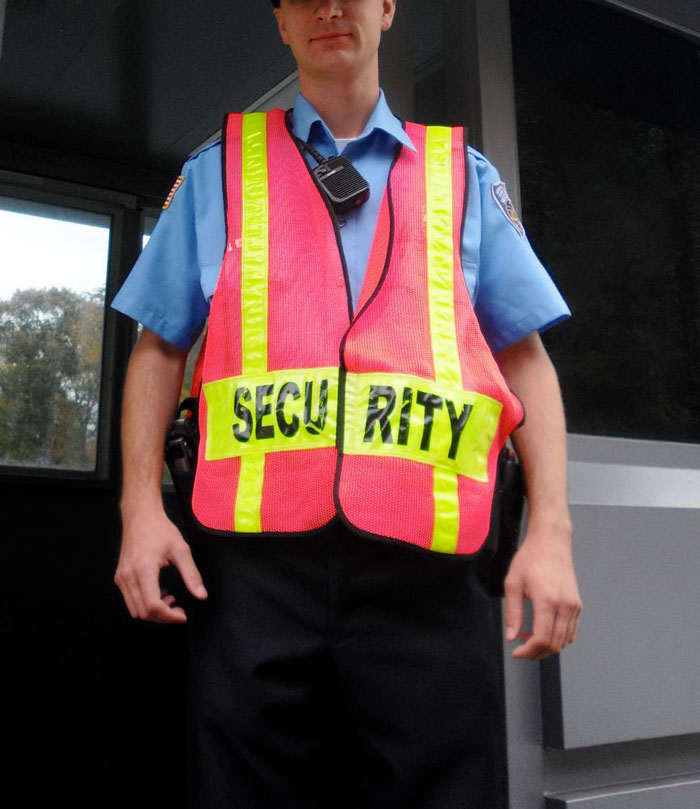 Someone Asks: “What Are Facts About Your Job That The General Public Has No Idea About?” And 30 Folks Online Deliver Someone Asks: “What Are Facts About Your Job That The General Public Has No Idea About?” And 30 Folks Online Deliver