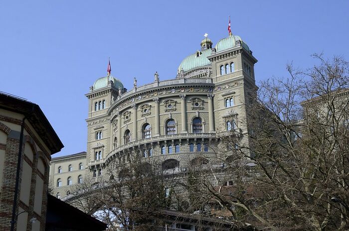 Someone Asks: “What Are Facts About Your Job That The General Public Has No Idea About?” And 30 Folks Online Deliver Someone Asks: “What Are Facts About Your Job That The General Public Has No Idea About?” And 30 Folks Online Deliver