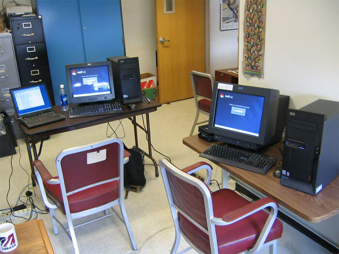 Someone Asks: “What Are Facts About Your Job That The General Public Has No Idea About?” And 30 Folks Online Deliver Someone Asks: “What Are Facts About Your Job That The General Public Has No Idea About?” And 30 Folks Online Deliver