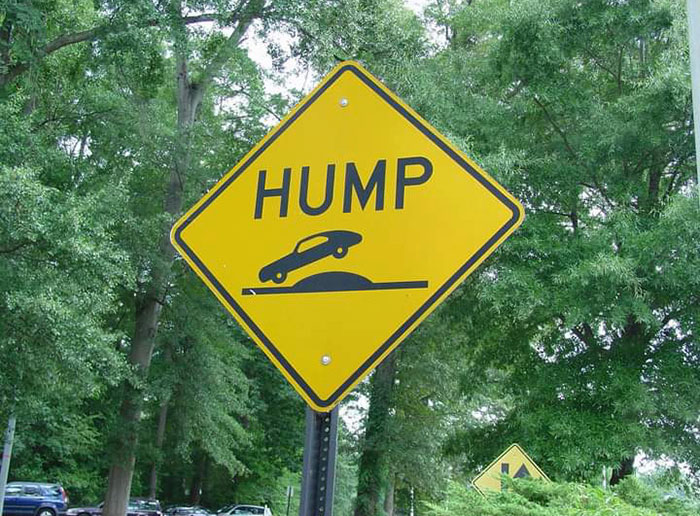“How Was This Approved?”: 30 Of The Most Absurd Signs, As Spotted By The Bored Panda Community “How Was This Approved?”: 30 Of The Most Absurd Signs, As Spotted By The Bored Panda Community