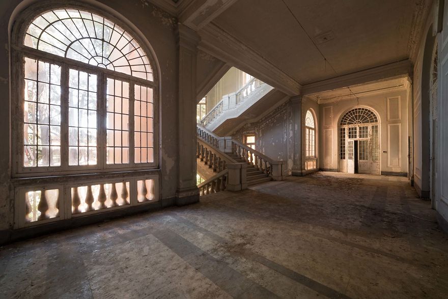 Here Are 23 Of The Most Beautiful Abandoned Places That I Found Around The World Here Are 23 Of The Most Beautiful Abandoned Places That I Found Around The World