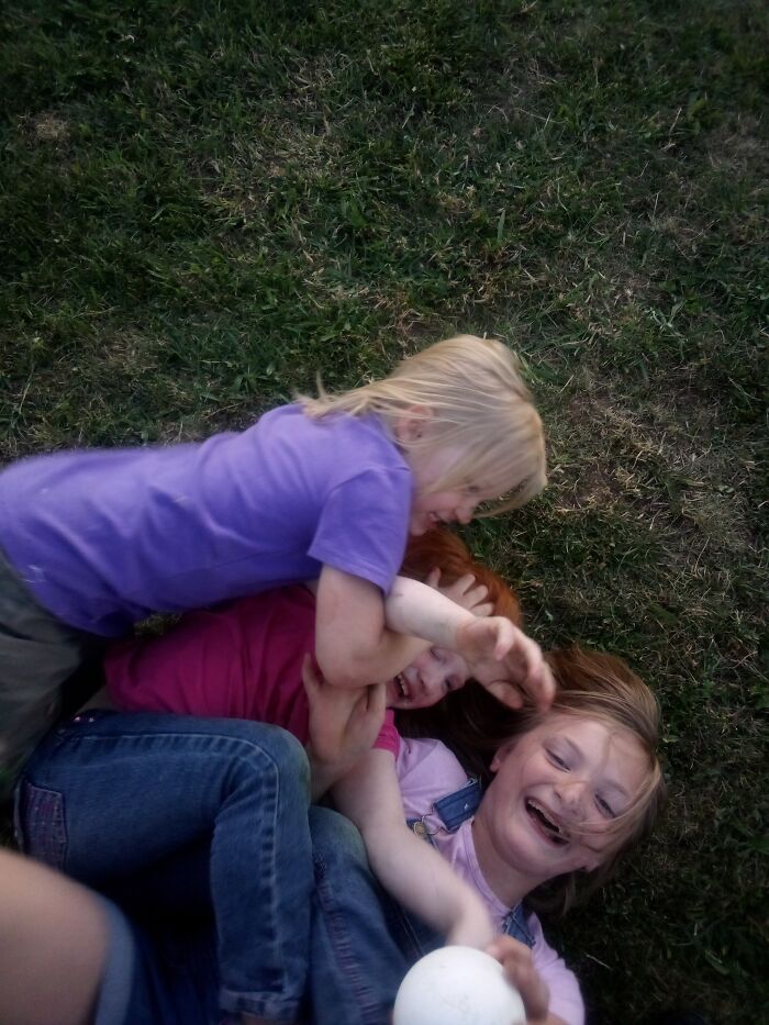 Hey Pandas, Post Your Funniest Parenting Pic That Made You Question If You Should Have Had Kids (Closed)