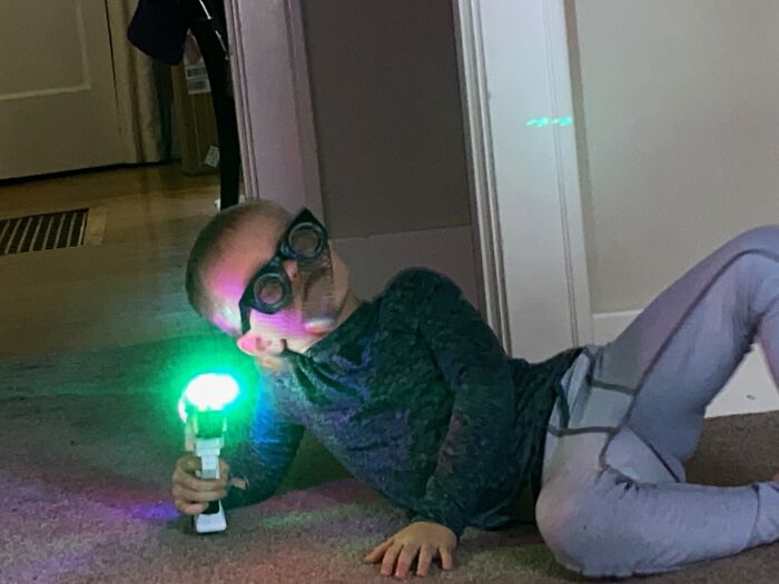 Hey Pandas, Post Your Funniest Parenting Pic That Made You Question If You Should Have Had Kids (Closed)