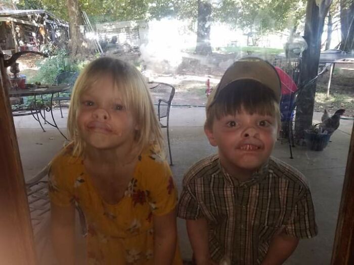 Hey Pandas, Post Your Funniest Parenting Pic That Made You Question If You Should Have Had Kids (Closed)