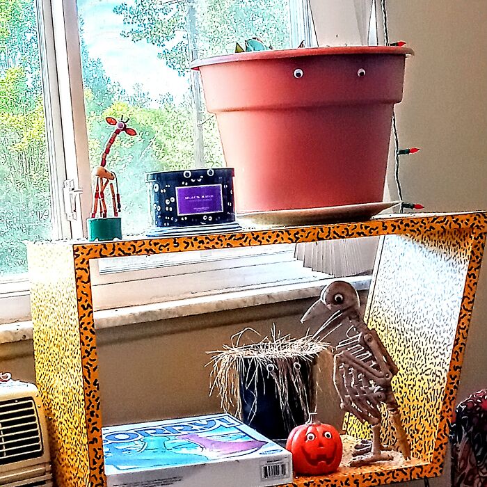 Hey Pandas, Post An Image From Your Device And Let The Commenters Give It A Title (Closed) Hey Pandas, Post An Image From Your Device And Let The Commenters Give It A Title (Closed)