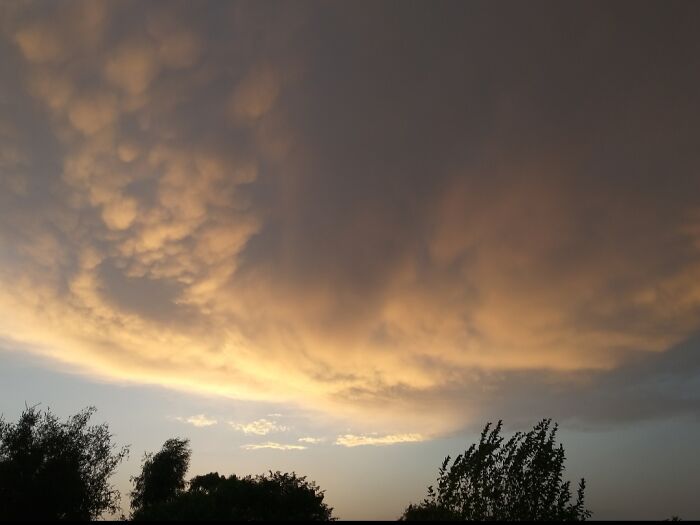 Hey Pandas, Post Some Of The Wild Weather Pics You’ve Taken Hey Pandas, Post Some Of The Wild Weather Pics You’ve Taken