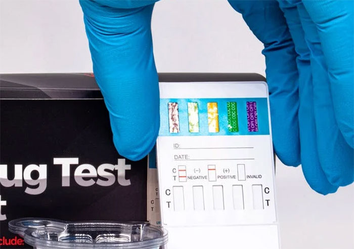 Recruiters Reveal How Job Candidates Instantly Lost Any Chances Of Getting The Job (30 Answers) Recruiters Reveal How Job Candidates Instantly Lost Any Chances Of Getting The Job (30 Answers)