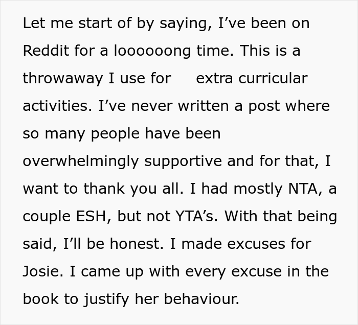Woman Is Not Given Bridesmaid Duties And Has To Sleep On The Couch At Friend’s Wedding So She Asks If She’s Right For Not Wanting To Pay For Lodging Woman Is Not Given Bridesmaid Duties And Has To Sleep On The Couch At Friend’s Wedding So She Asks If She’s Right For Not Wanting To Pay For Lodging