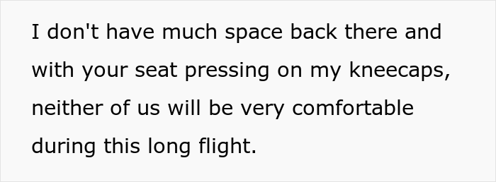 A Tall Passenger Asks Woman To Raise Her Seat Because It’s Pressing Their Knees, Woman Refuses, Plane Drama Ensues A Tall Passenger Asks Woman To Raise Her Seat Because It’s Pressing Their Knees, Woman Refuses, Plane Drama Ensues