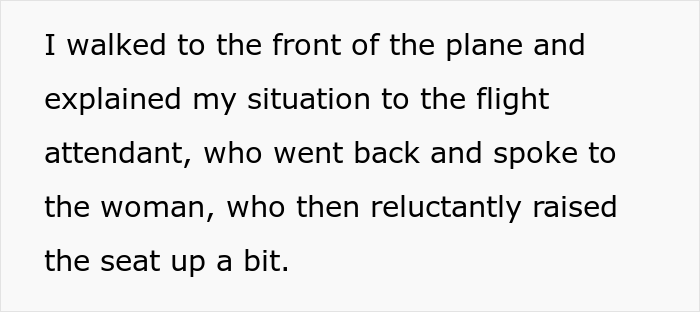 A Tall Passenger Asks Woman To Raise Her Seat Because It’s Pressing Their Knees, Woman Refuses, Plane Drama Ensues A Tall Passenger Asks Woman To Raise Her Seat Because It’s Pressing Their Knees, Woman Refuses, Plane Drama Ensues