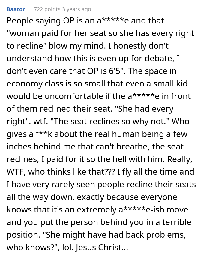 A Tall Passenger Asks Woman To Raise Her Seat Because It’s Pressing Their Knees, Woman Refuses, Plane Drama Ensues A Tall Passenger Asks Woman To Raise Her Seat Because It’s Pressing Their Knees, Woman Refuses, Plane Drama Ensues