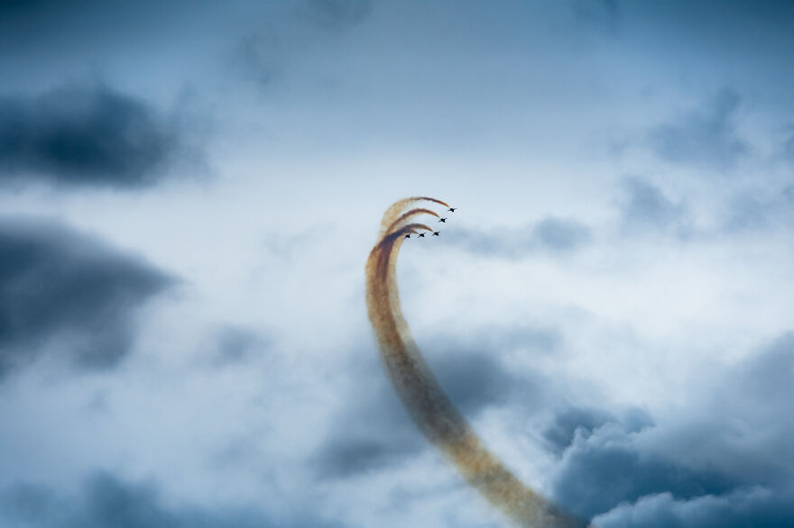 I Captured The Perfection Of Aerial Geometry And Trajectories Performed By The Swiss Aerobatic Team Patrouille Suisse (40 Pics)